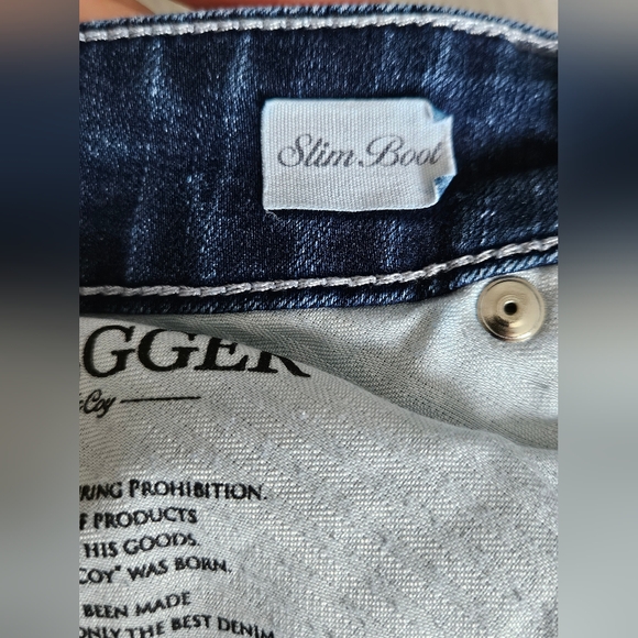 Bootlegger Jeans size 26x36. Tall. Bootcut. Low rise - Picture 2 of 5